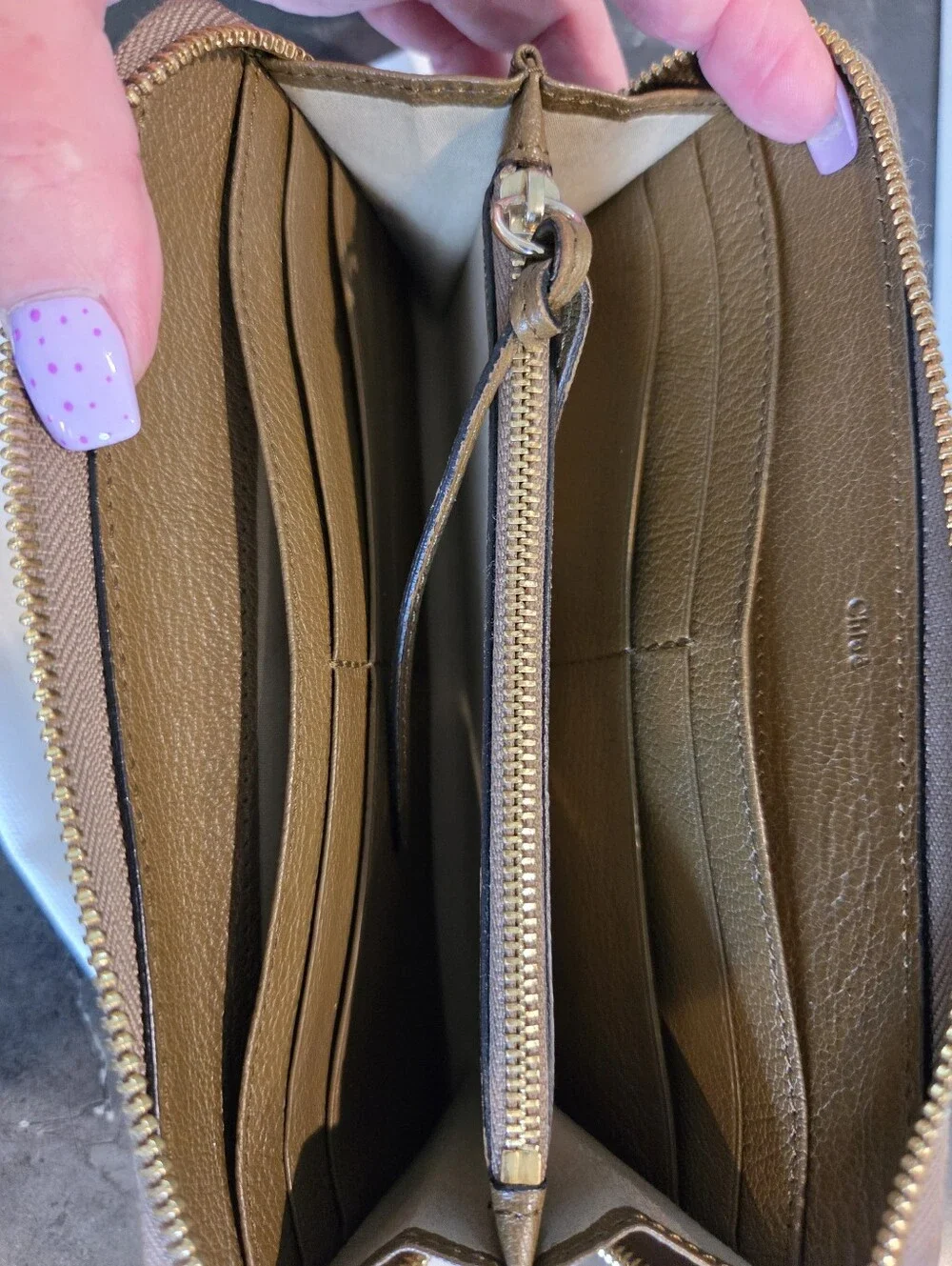 100% Authentic Chloe Lily Leather Zip-Around Wallet